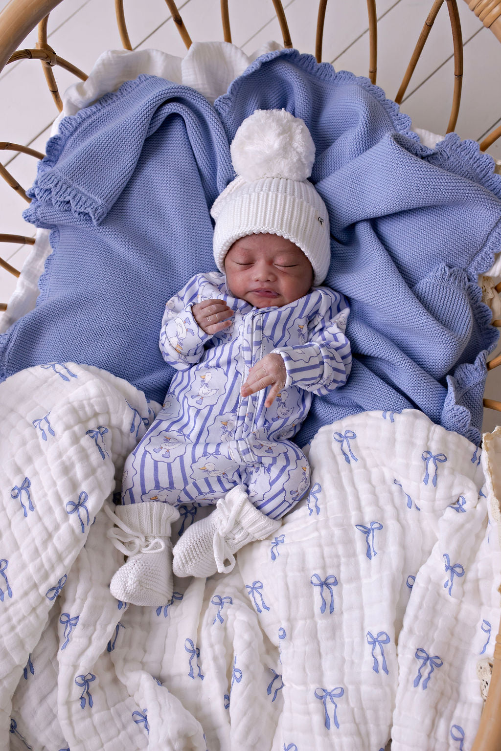 Knitted Baby Booties White